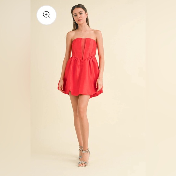 Klesis Fit and Flare Strapless Red Mini Dress size Large New With Tags Attached - Picture 4 of 7